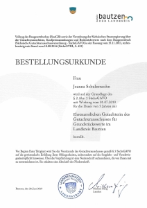 Bestellungsurkunde: Ehrenamtliche Gutachterin des Gutachterausschusses für Grundstückswerte im Landkreis Bautzen